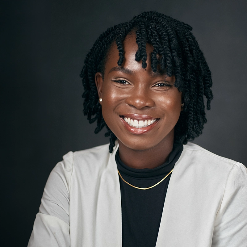 Professional headshot photo retoucher